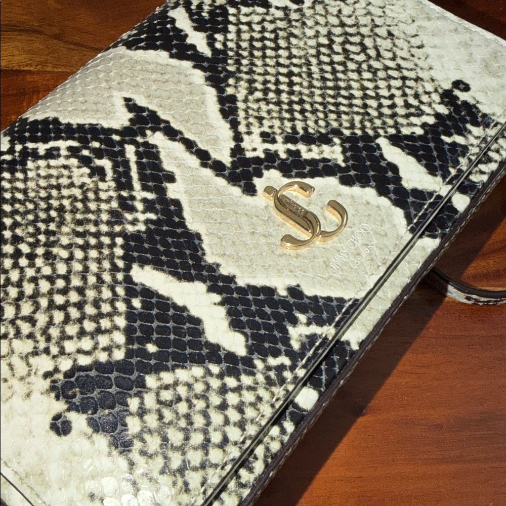 Jimmy Choo Light Stone and Black Snake-Print Wallet with Gold JC Logo - Picture 8 of 9